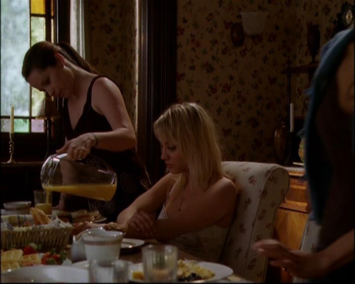 Charmed-Online-dot-817GenerationHex0126.jpg Charmed-Online-dot-817GenerationHex0126.jpg