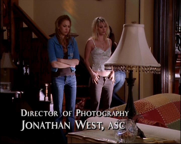 Charmed-Online-dot-817GenerationHex0230.jpg Charmed-Online-dot-817GenerationHex0230.jpg