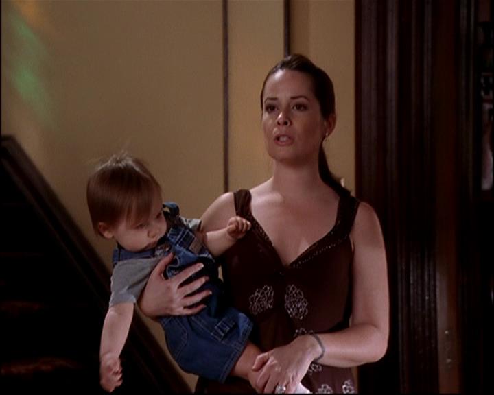 Charmed-Online-dot-817GenerationHex0294.jpg Charmed-Online-dot-817GenerationHex0294.jpg