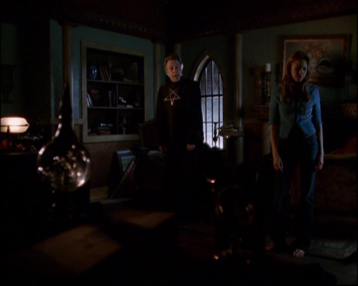 Charmed-Online-dot-817GenerationHex0313.jpg Charmed-Online-dot-817GenerationHex0313.jpg