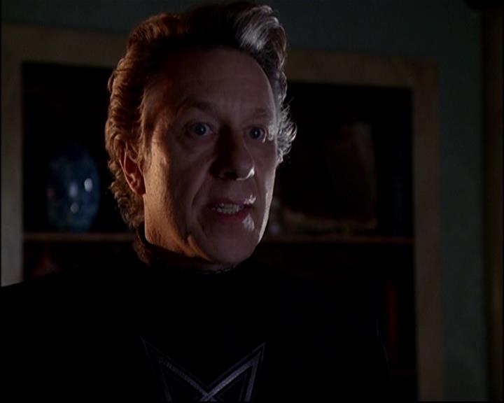 Charmed-Online-dot-817GenerationHex0324.jpg Charmed-Online-dot-817GenerationHex0324.jpg