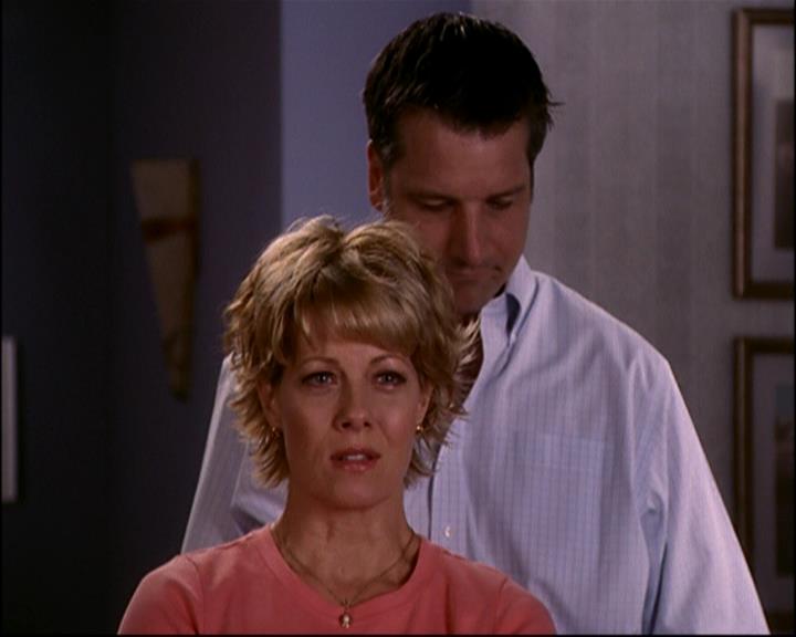 Charmed-Online-dot-817GenerationHex0418.jpg Charmed-Online-dot-817GenerationHex0418.jpg