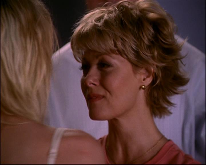 Charmed-Online-dot-817GenerationHex0437.jpg Charmed-Online-dot-817GenerationHex0437.jpg