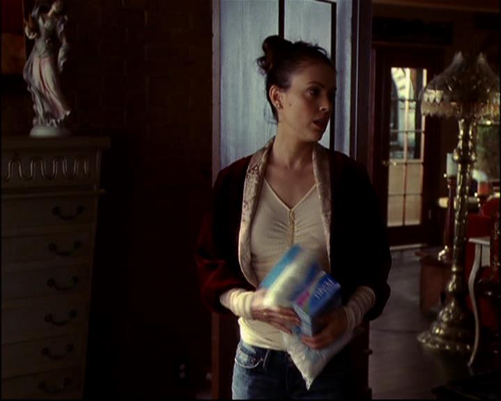 Charmed-Online-dot-817GenerationHex0527.jpg Charmed-Online-dot-817GenerationHex0527.jpg