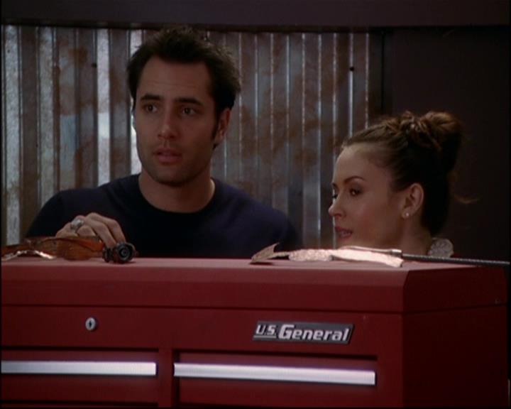 Charmed-Online-dot-817GenerationHex0574.jpg Charmed-Online-dot-817GenerationHex0574.jpg