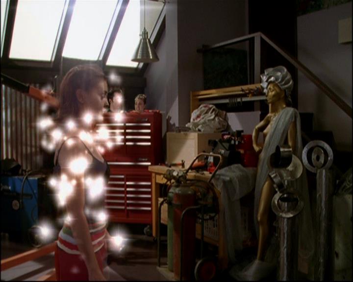 Charmed-Online-dot-817GenerationHex0626.jpg Charmed-Online-dot-817GenerationHex0626.jpg