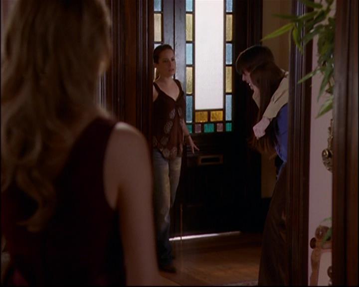 Charmed-Online-dot-817GenerationHex0721.jpg Charmed-Online-dot-817GenerationHex0721.jpg