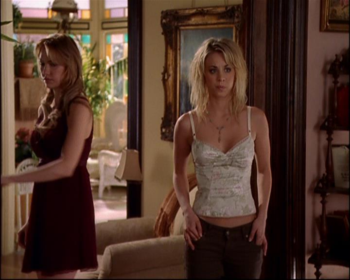 Charmed-Online-dot-817GenerationHex0725.jpg Charmed-Online-dot-817GenerationHex0725.jpg