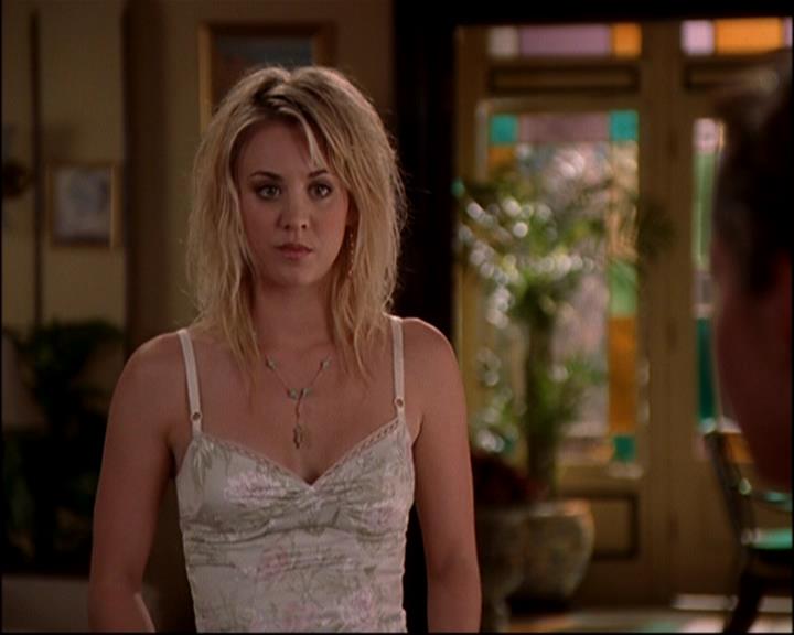 Charmed-Online-dot-817GenerationHex0797.jpg Charmed-Online-dot-817GenerationHex0797.jpg