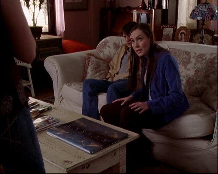 Charmed-Online-dot-817GenerationHex0800.jpg Charmed-Online-dot-817GenerationHex0800.jpg