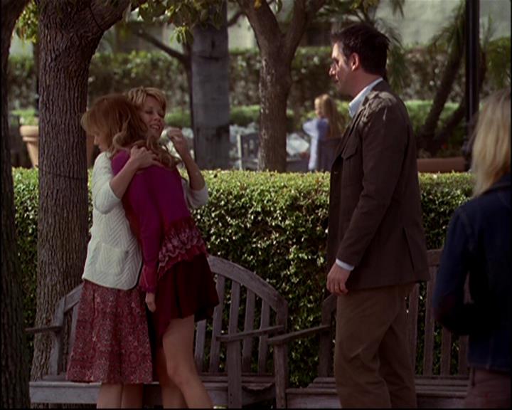 Charmed-Online-dot-817GenerationHex1214.jpg Charmed-Online-dot-817GenerationHex1214.jpg