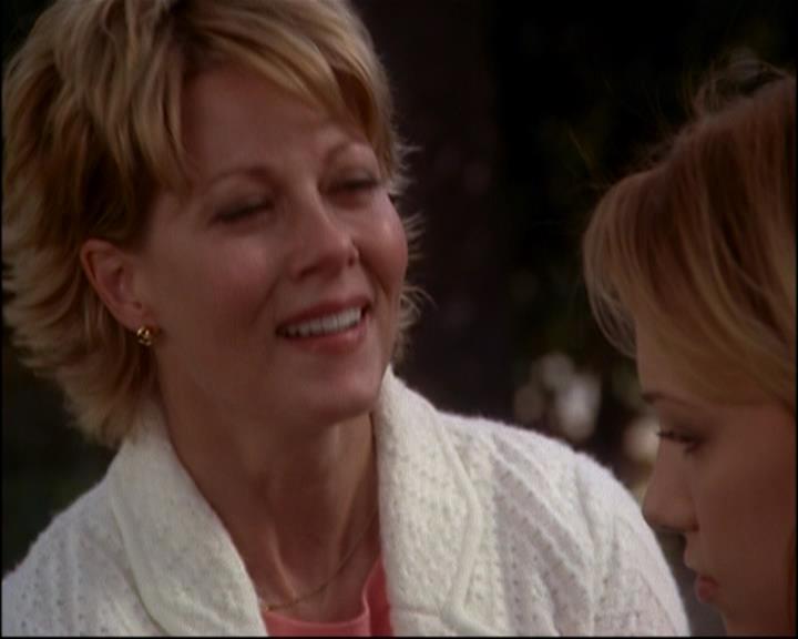 Charmed-Online-dot-817GenerationHex1240.jpg Charmed-Online-dot-817GenerationHex1240.jpg