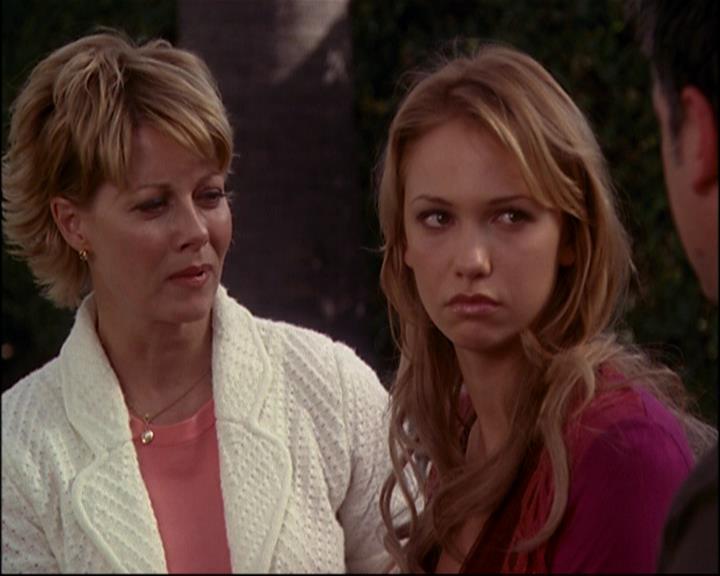 Charmed-Online-dot-817GenerationHex1307.jpg Charmed-Online-dot-817GenerationHex1307.jpg