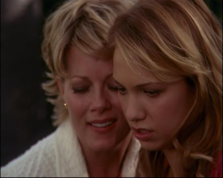 Charmed-Online-dot-817GenerationHex1328.jpg Charmed-Online-dot-817GenerationHex1328.jpg