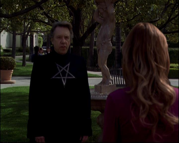 Charmed-Online-dot-817GenerationHex1347.jpg Charmed-Online-dot-817GenerationHex1347.jpg