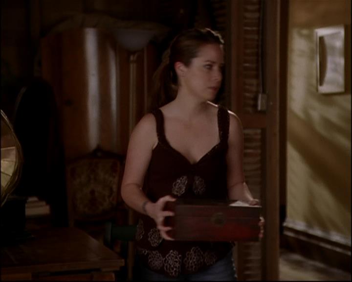 Charmed-Online-dot-817GenerationHex1404.jpg Charmed-Online-dot-817GenerationHex1404.jpg