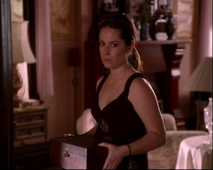 Charmed-Online-dot-817GenerationHex1429.jpg Charmed-Online-dot-817GenerationHex1429.jpg