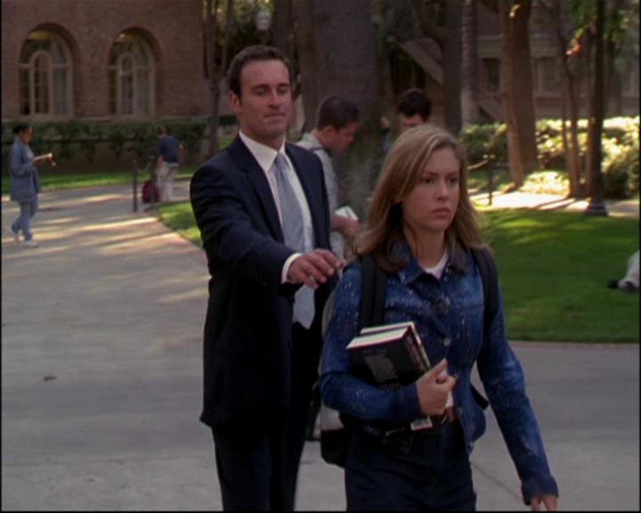 Charmed-Online-dot-817GenerationHex1443.jpg Charmed-Online-dot-817GenerationHex1443.jpg