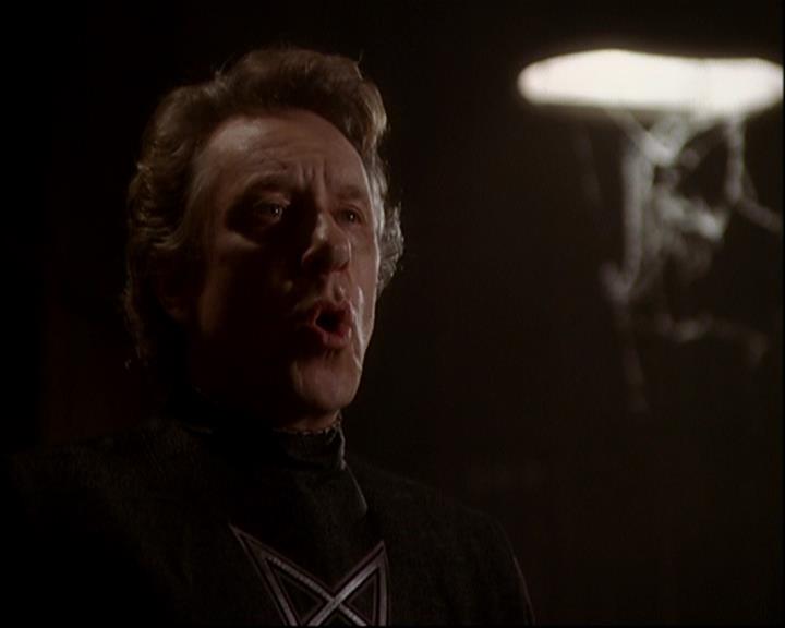 Charmed-Online-dot-817GenerationHex1640.jpg Charmed-Online-dot-817GenerationHex1640.jpg