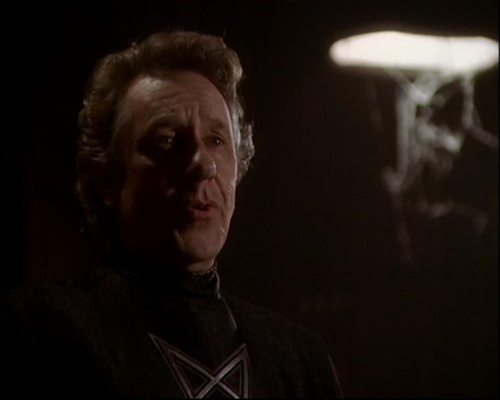 Charmed-Online-dot-817GenerationHex1644.jpg Charmed-Online-dot-817GenerationHex1644.jpg