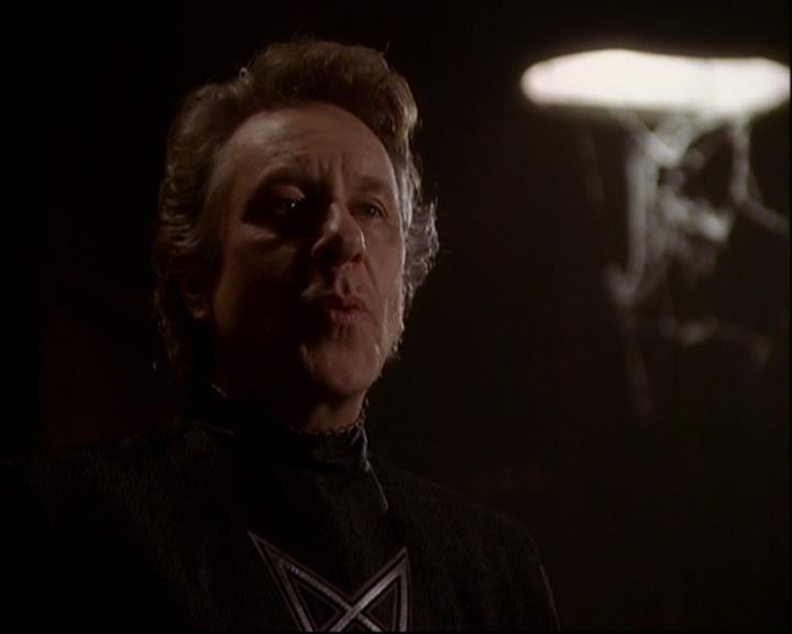 Charmed-Online-dot-817GenerationHex1646.jpg Charmed-Online-dot-817GenerationHex1646.jpg