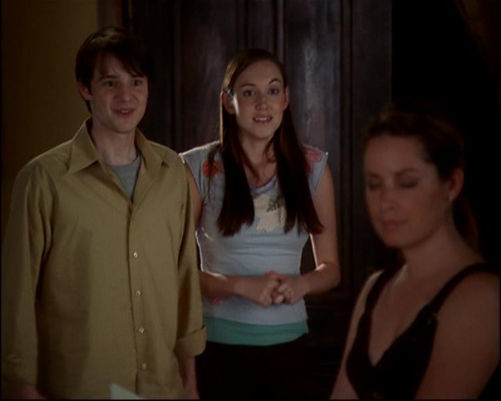 Charmed-Online-dot-817GenerationHex1682.jpg Charmed-Online-dot-817GenerationHex1682.jpg