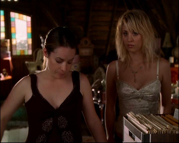 Charmed-Online-dot-817GenerationHex1722.jpg Charmed-Online-dot-817GenerationHex1722.jpg