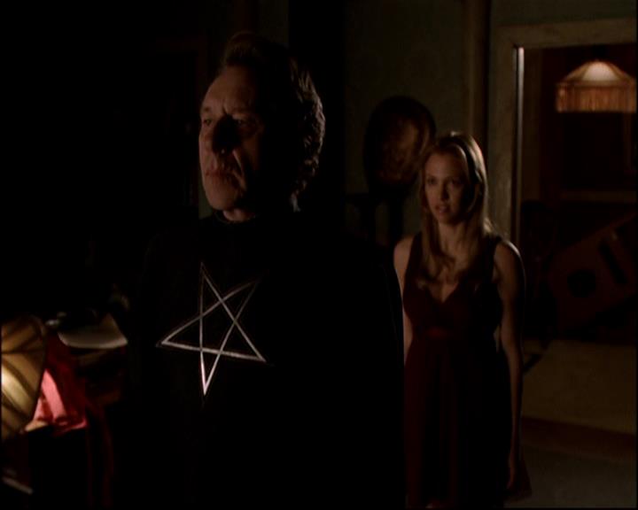 Charmed-Online-dot-817GenerationHex2253.jpg Charmed-Online-dot-817GenerationHex2253.jpg