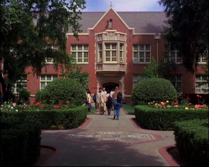 Charmed-Online-dot-818TheTornIdentity0006.jpg Charmed-Online-dot-818TheTornIdentity0006.jpg