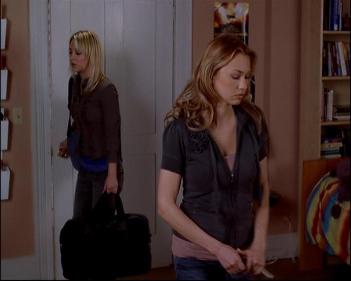 Charmed-Online-dot-818TheTornIdentity0021.jpg Charmed-Online-dot-818TheTornIdentity0021.jpg