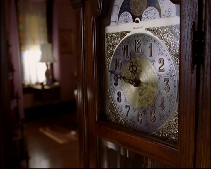 Charmed-Online-dot-818TheTornIdentity0200.jpg Charmed-Online-dot-818TheTornIdentity0200.jpg