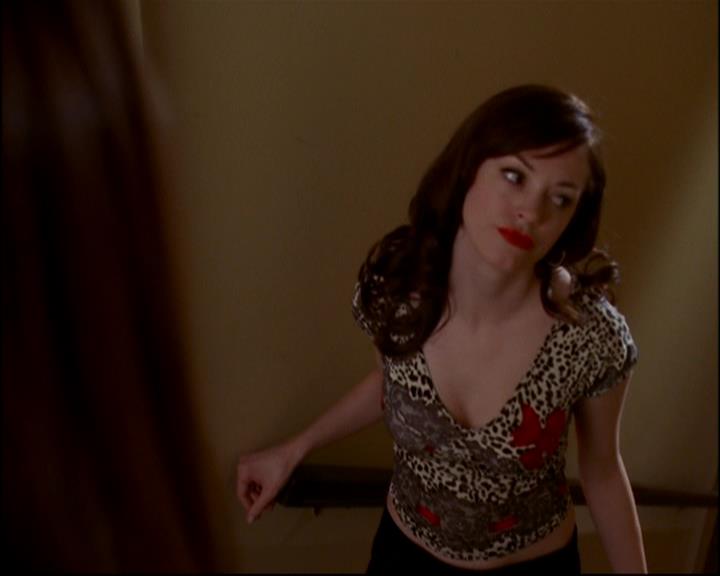 Charmed-Online-dot-818TheTornIdentity0282.jpg Charmed-Online-dot-818TheTornIdentity0282.jpg