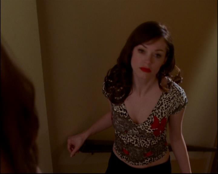 Charmed-Online-dot-818TheTornIdentity0284.jpg Charmed-Online-dot-818TheTornIdentity0284.jpg