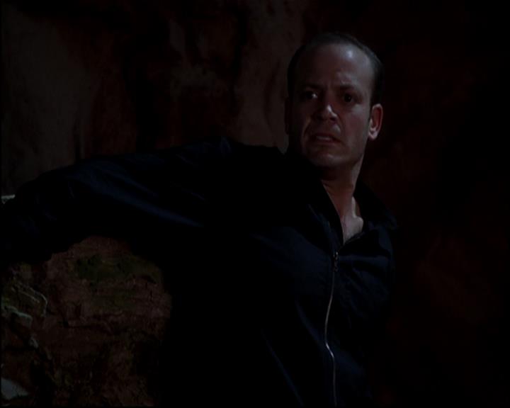 Charmed-Online-dot-818TheTornIdentity0358.jpg Charmed-Online-dot-818TheTornIdentity0358.jpg