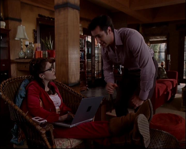 Charmed-Online-dot-818TheTornIdentity0414.jpg Charmed-Online-dot-818TheTornIdentity0414.jpg