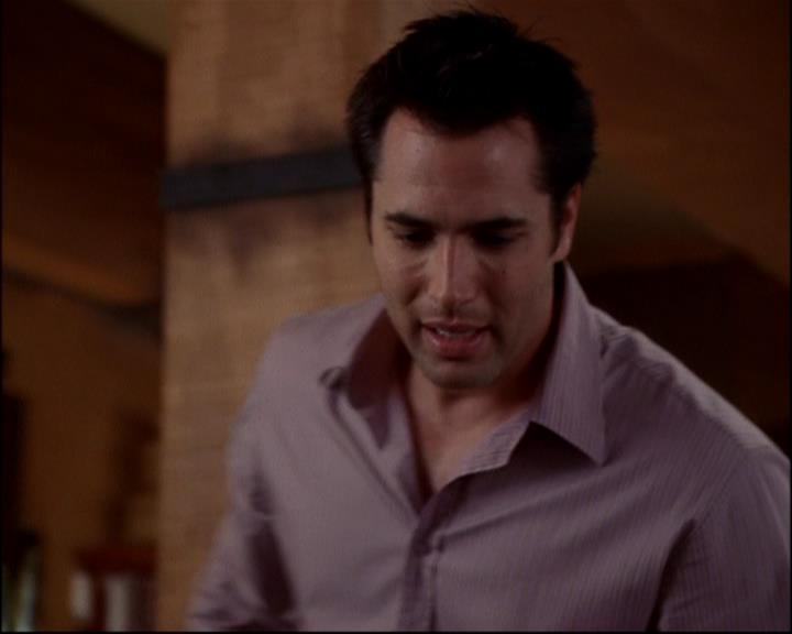 Charmed-Online-dot-818TheTornIdentity0428.jpg Charmed-Online-dot-818TheTornIdentity0428.jpg