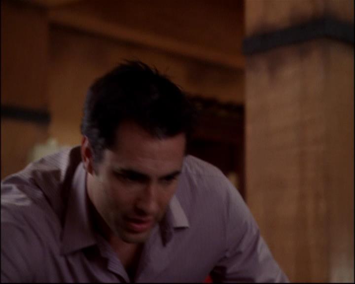 Charmed-Online-dot-818TheTornIdentity0429.jpg Charmed-Online-dot-818TheTornIdentity0429.jpg