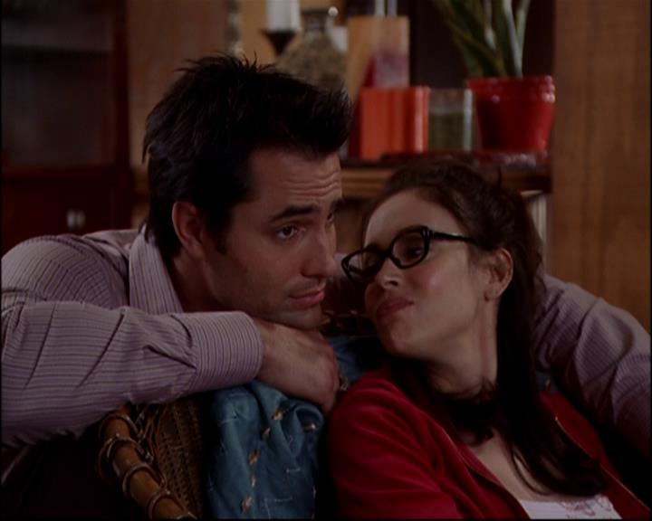 Charmed-Online-dot-818TheTornIdentity0436.jpg Charmed-Online-dot-818TheTornIdentity0436.jpg