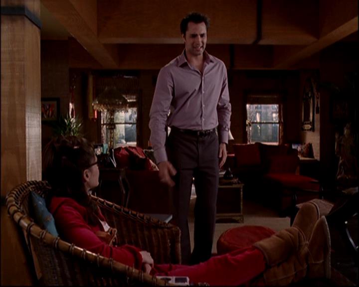 Charmed-Online-dot-818TheTornIdentity0453.jpg Charmed-Online-dot-818TheTornIdentity0453.jpg