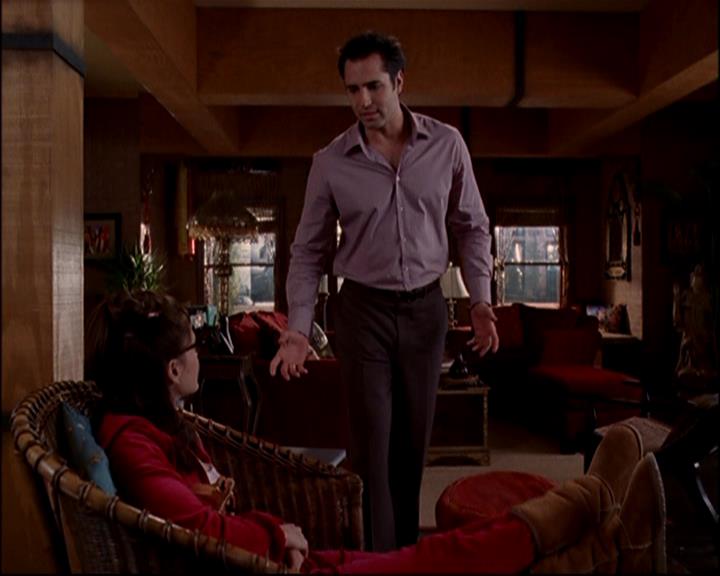 Charmed-Online-dot-818TheTornIdentity0454.jpg Charmed-Online-dot-818TheTornIdentity0454.jpg