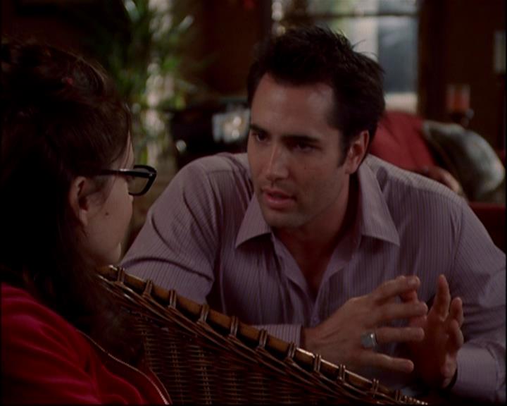 Charmed-Online-dot-818TheTornIdentity0530.jpg Charmed-Online-dot-818TheTornIdentity0530.jpg