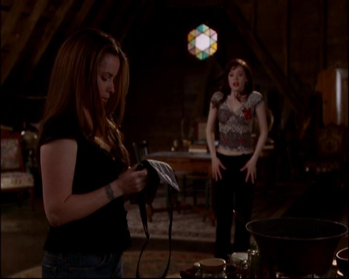 Charmed-Online-dot-818TheTornIdentity0571.jpg