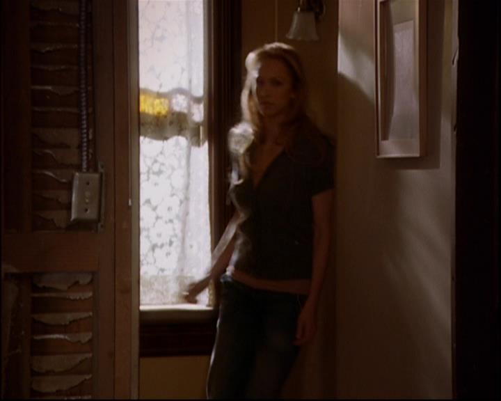 Charmed-Online-dot-818TheTornIdentity0599.jpg Charmed-Online-dot-818TheTornIdentity0599.jpg