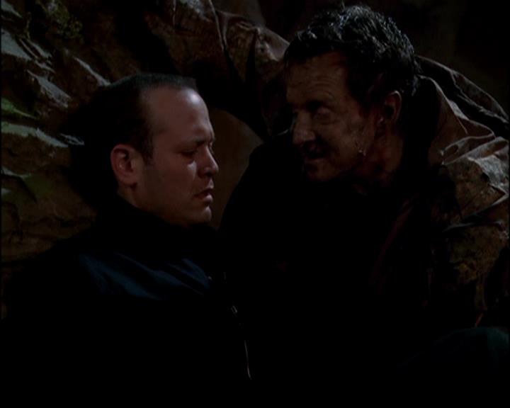 Charmed-Online-dot-818TheTornIdentity0705.jpg Charmed-Online-dot-818TheTornIdentity0705.jpg