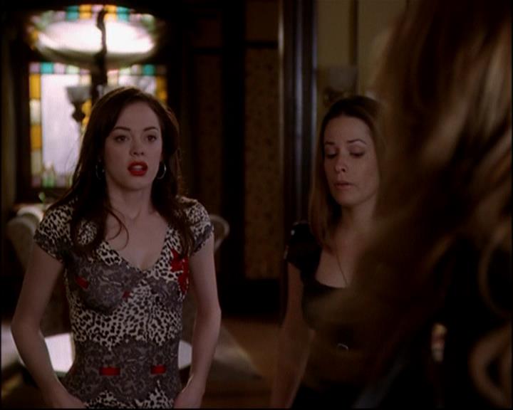 Charmed-Online-dot-818TheTornIdentity0765.jpg Charmed-Online-dot-818TheTornIdentity0765.jpg