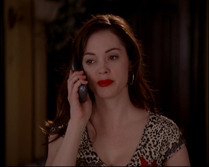 Charmed-Online-dot-818TheTornIdentity0840.jpg Charmed-Online-dot-818TheTornIdentity0840.jpg