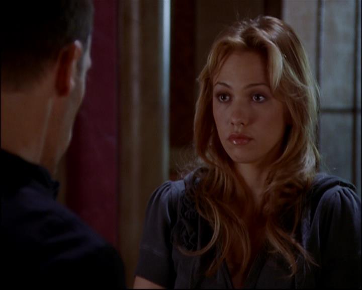 Charmed-Online-dot-818TheTornIdentity0956.jpg Charmed-Online-dot-818TheTornIdentity0956.jpg