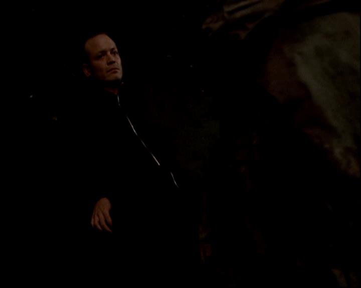 Charmed-Online-dot-818TheTornIdentity0995.jpg Charmed-Online-dot-818TheTornIdentity0995.jpg