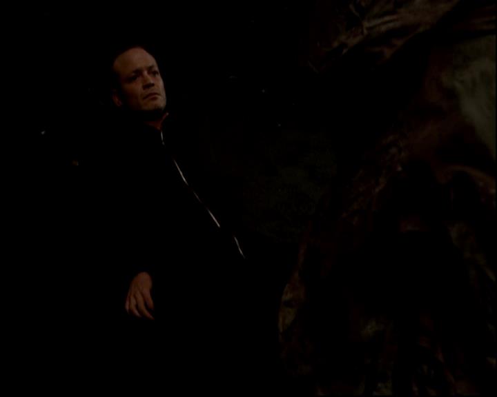 Charmed-Online-dot-818TheTornIdentity0996.jpg Charmed-Online-dot-818TheTornIdentity0996.jpg