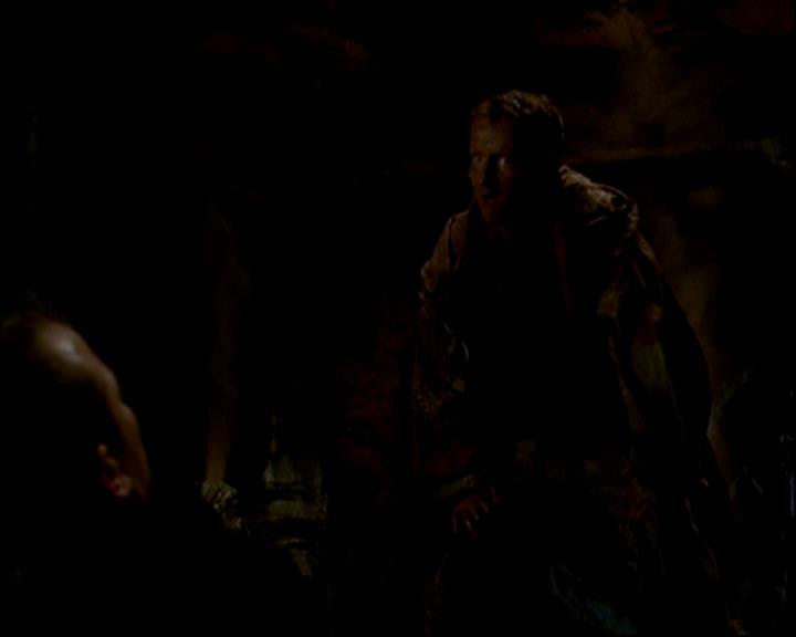 Charmed-Online-dot-818TheTornIdentity0997.jpg Charmed-Online-dot-818TheTornIdentity0997.jpg